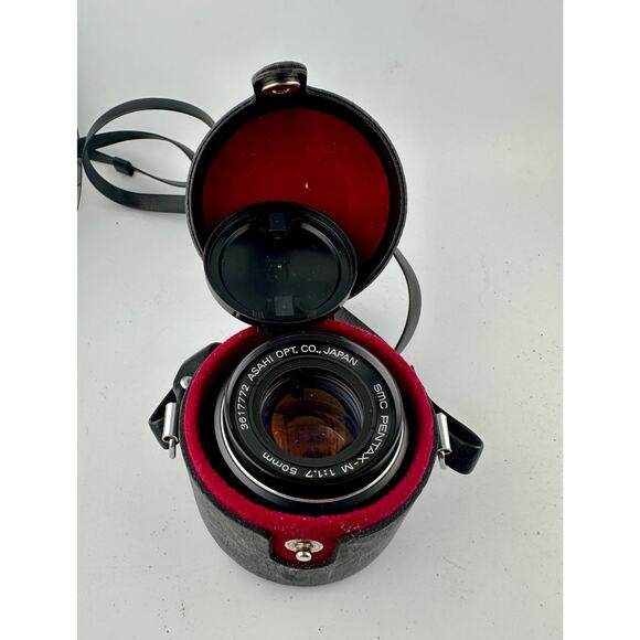 Vintage Asahi Pentax ME 35mm Film Camera Kit w/ SMC Lenses, Flash, Manuals &Case - Picture 5 of 16